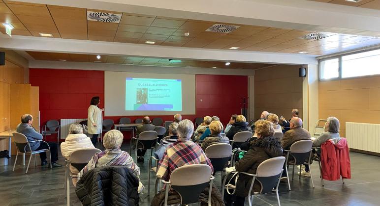 CHARLAS EN EL MEDIO RURAL